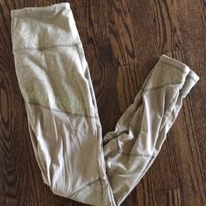 RARE& Soldout Doughnuts and Deadlifts Mesh Legging